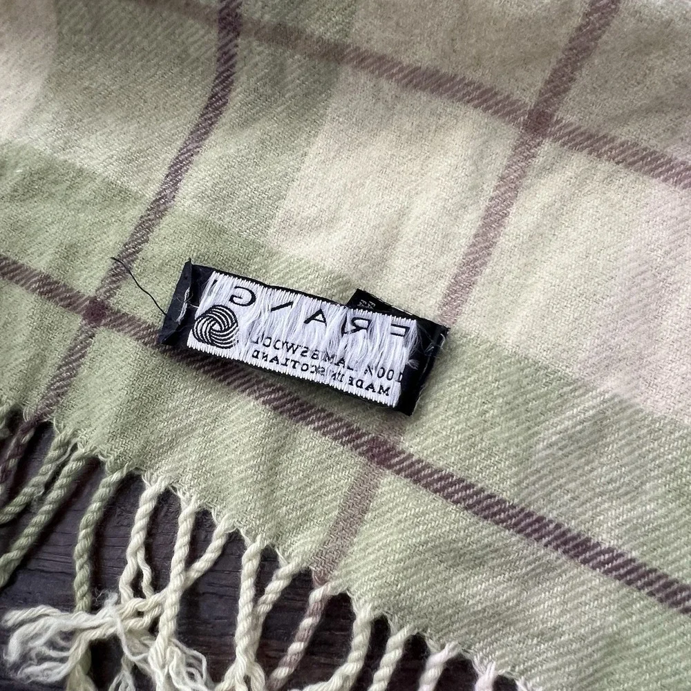 VTG‎ FRANGI Scarf 100% LAMBSWOOL MADE IN SCOTLAND Green Plaid W/Fringe 11.5